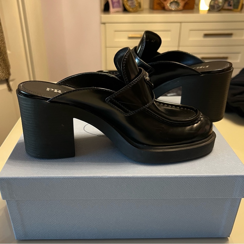 Prada Black Glossy Women's Mule Loafers - Picture 3 of 11